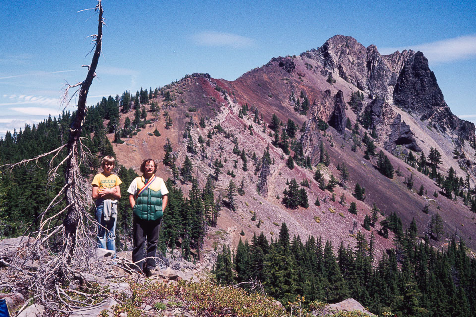 Jim Fluri and Bill on the Pacific Crest Trail near Cowhorn Mountain