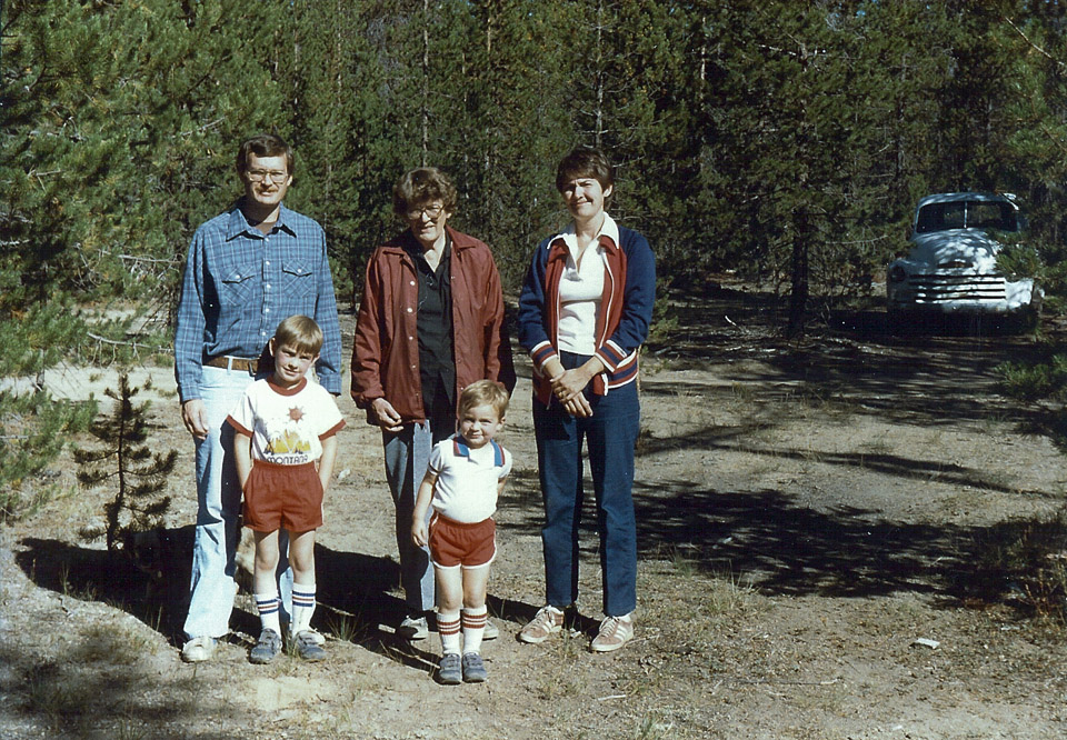 Doug, Jeff, Mom, Brian, and Kathy with Moby Dick in the background