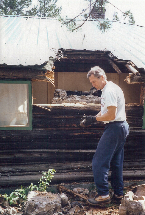 Repairing damaged wall