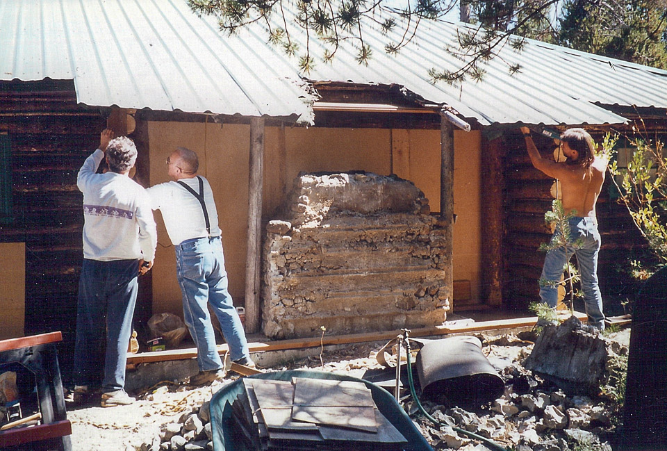 Repairing damaged wall