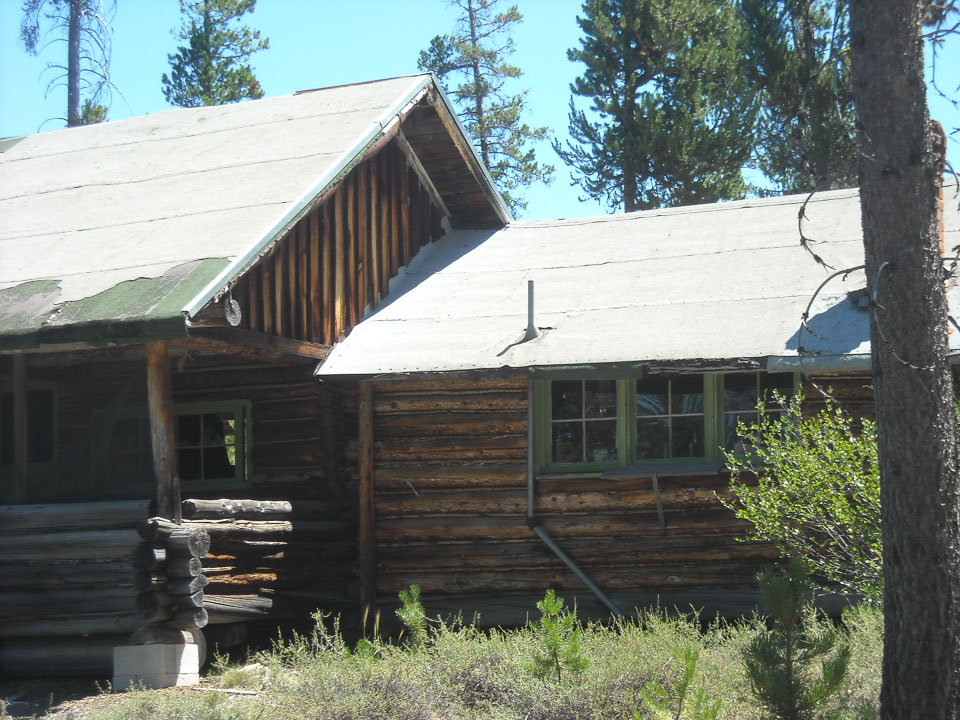 Grandpa Collins' (Johnny's) log house
Photo provided by Jeff Collins